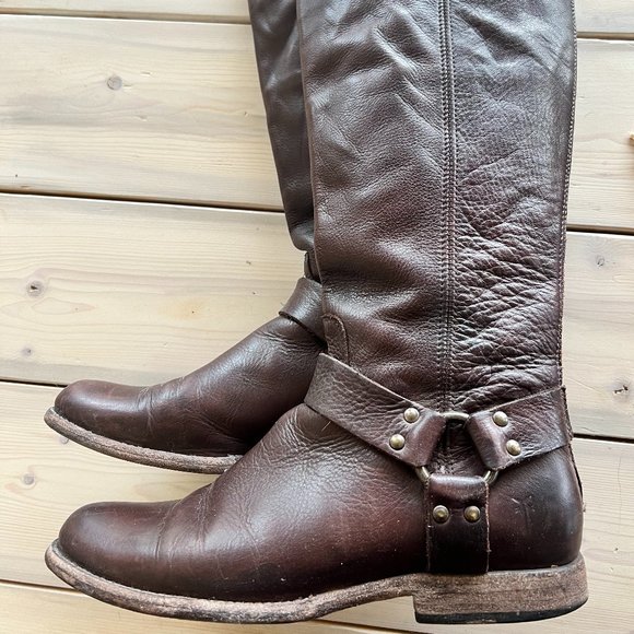 FRYE Phillip Harness Tall Dark Brown Leather Boot 76850 Size 8.5 - Picture 3 of 5